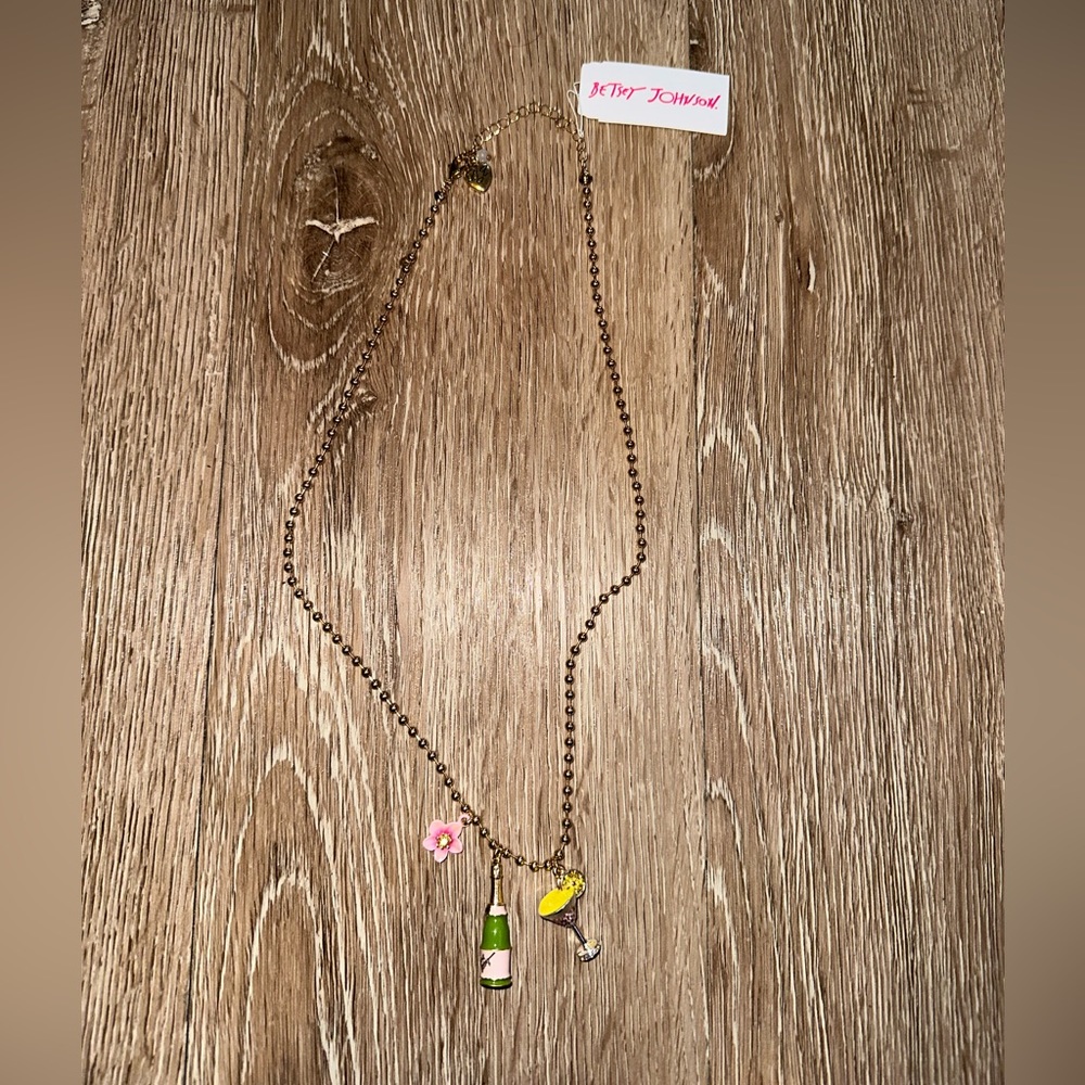 Betsey Johnson champagne bottle necklace NWT